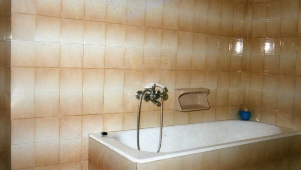 Πωλείται σπίτι στην Βίγλα Ερεσού Λέσβου.