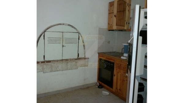 Πωλείται μονοκατοικία στον Κάμπο Αντίσσης Λέσβου.