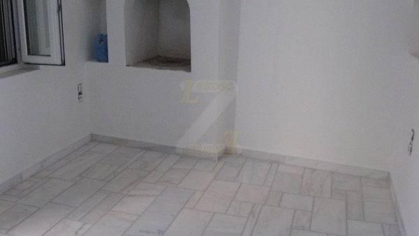 Πωλείται καινούρια πέτρινη μονοκατοικία στον Μεσότοπο Λέσβου.