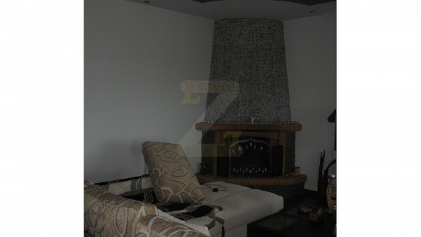 Πωλείται μονοκατοικία στα Παράκοιλα Λέσβου.