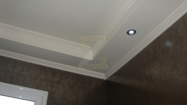 Πωλείται μονοκατοικία στα Παράκοιλα Λέσβου.