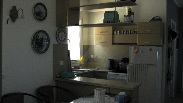 Πωλείται μονοκατοικία στην Άναξο Λέσβου, με θέα την θάλασσα.