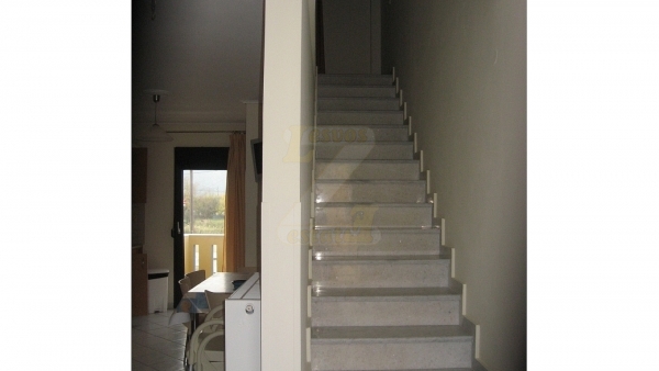 Πωλούνται μεζονέτες στην Ευρειακή Λέσβου.