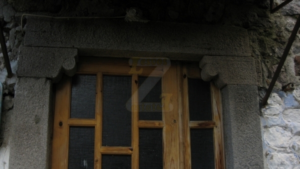 Πωλείται πέτρινο σπίτι στο Σκαλοχώρι Λέσβου.