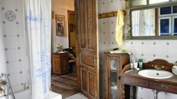 Πωλείται πύργος στην περιοχή Ακλειδιού Λέσβου.