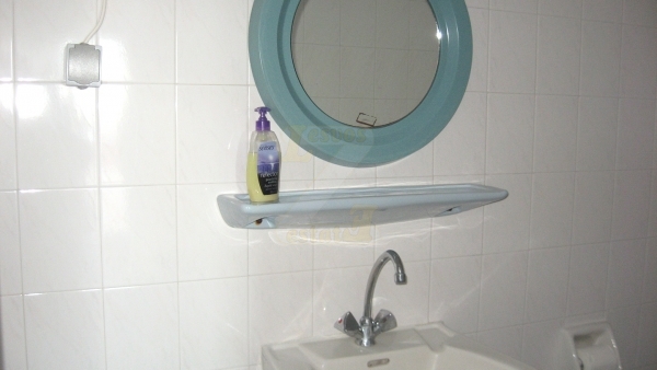 Πωλείται κτήριο στην Πλαζ του Σιγρίου Λέσβου.