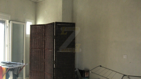 Πωλείται κτήριο στην Πλαζ του Σιγρίου Λέσβου.