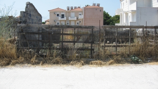 Πωλείται οικόπεδο στην Αρίσβη Λέσβου.