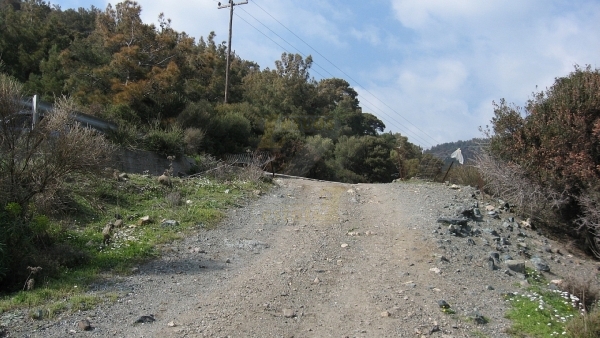 Πωλείται οικόπεδο στα Βατερά Λέσβου.