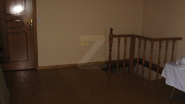 Πωλείται μονοκατοικία στην Άντισσα Λέσβου, με Θέα σε Βουνό.