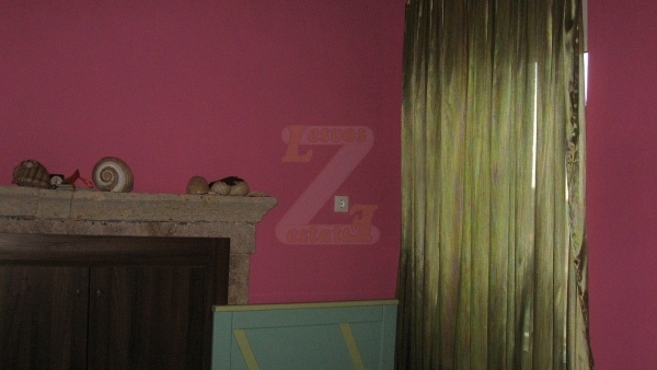 Πωλείται σπίτι με πανοραμική θέα σε βουνό και θάλασσα, στα Βασιλικά Λέσβου.