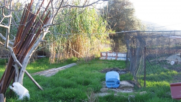 Πωλείται οικόπεδο στο Πέραμα Λέσβου.