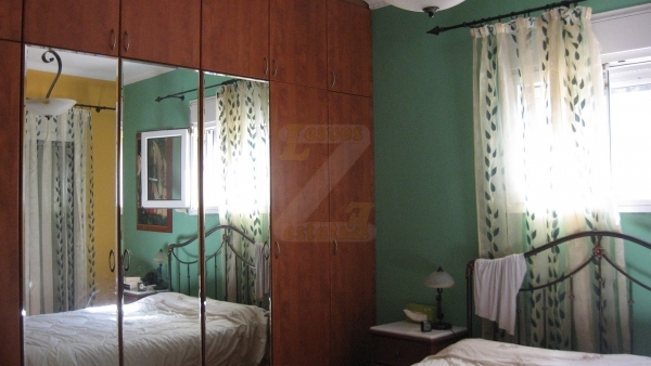 Πωλούνται 2 οροφοδιαμερίσματα στη Βρίσα Λέσβου.